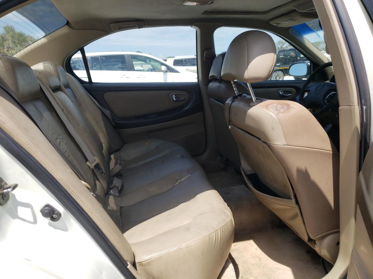 Photo 6 from auction – 2001 NISSAN MAXIMA GXE with VIN JN1CA31D41T827886