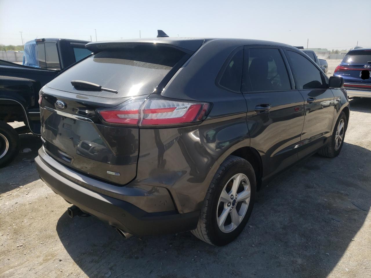Photo 4 from auction – 2020 FORD EDGE SE with VIN 2FMPK4G94LBB03425