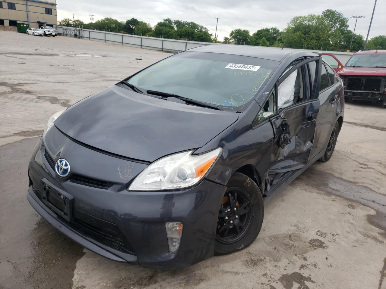 Photo 12 from auction – 2015 TOYOTA PRIUS with VIN JTDKN3DU7F1949539