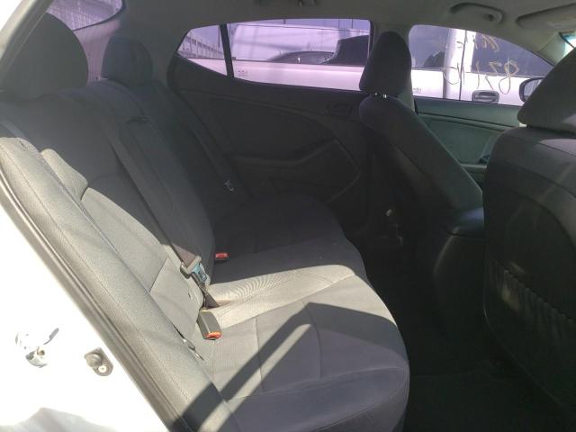 Photo 6 from auction – 2015 KIA OPTIMA LX with VIN KNAGM4A71F5657372