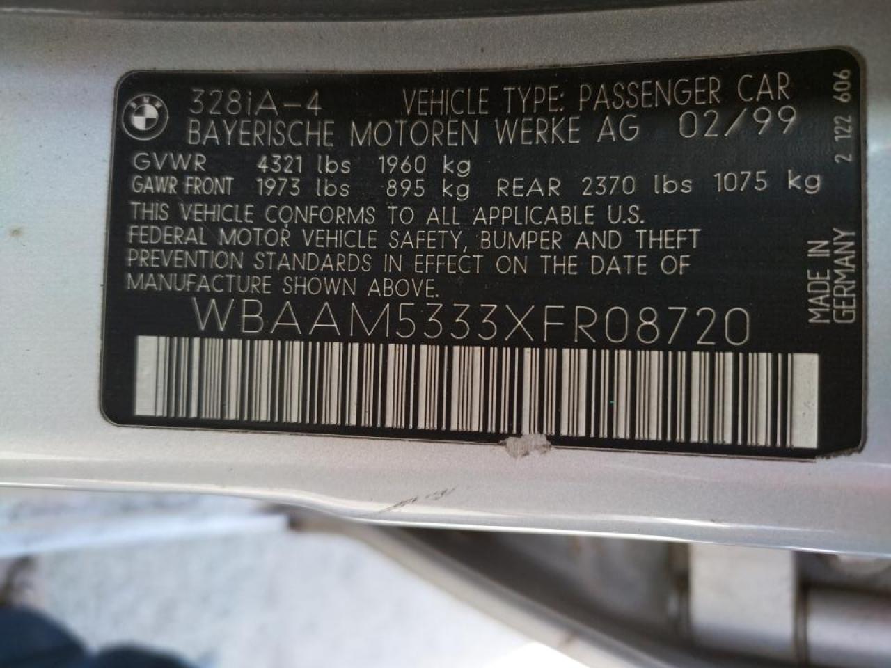 Photo 10 from auction – 1999 BMW 328 I AUTO with VIN WBAAM5333XFR08720