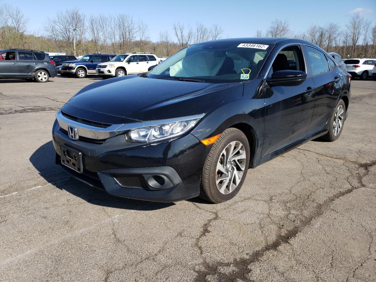 Photo 2 from auction – 2018 HONDA CIVIC EX with VIN 2HGFC2F82JH525800