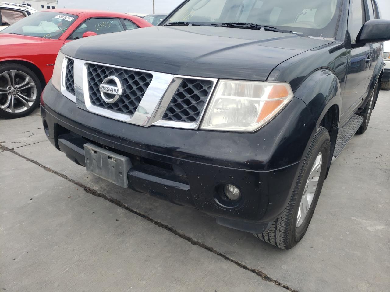 Photo 9 from auction – 2005 NISSAN PATHFINDER with VIN 5N1AR18U95C738002