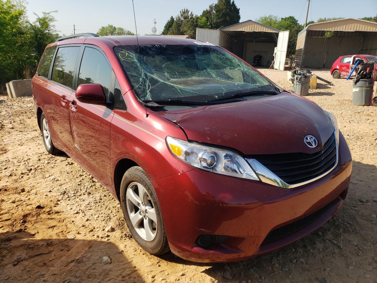 Photo 1 from auction – 2011 TOYOTA SIENNA LE with VIN 5TDKK3DC9BS052803