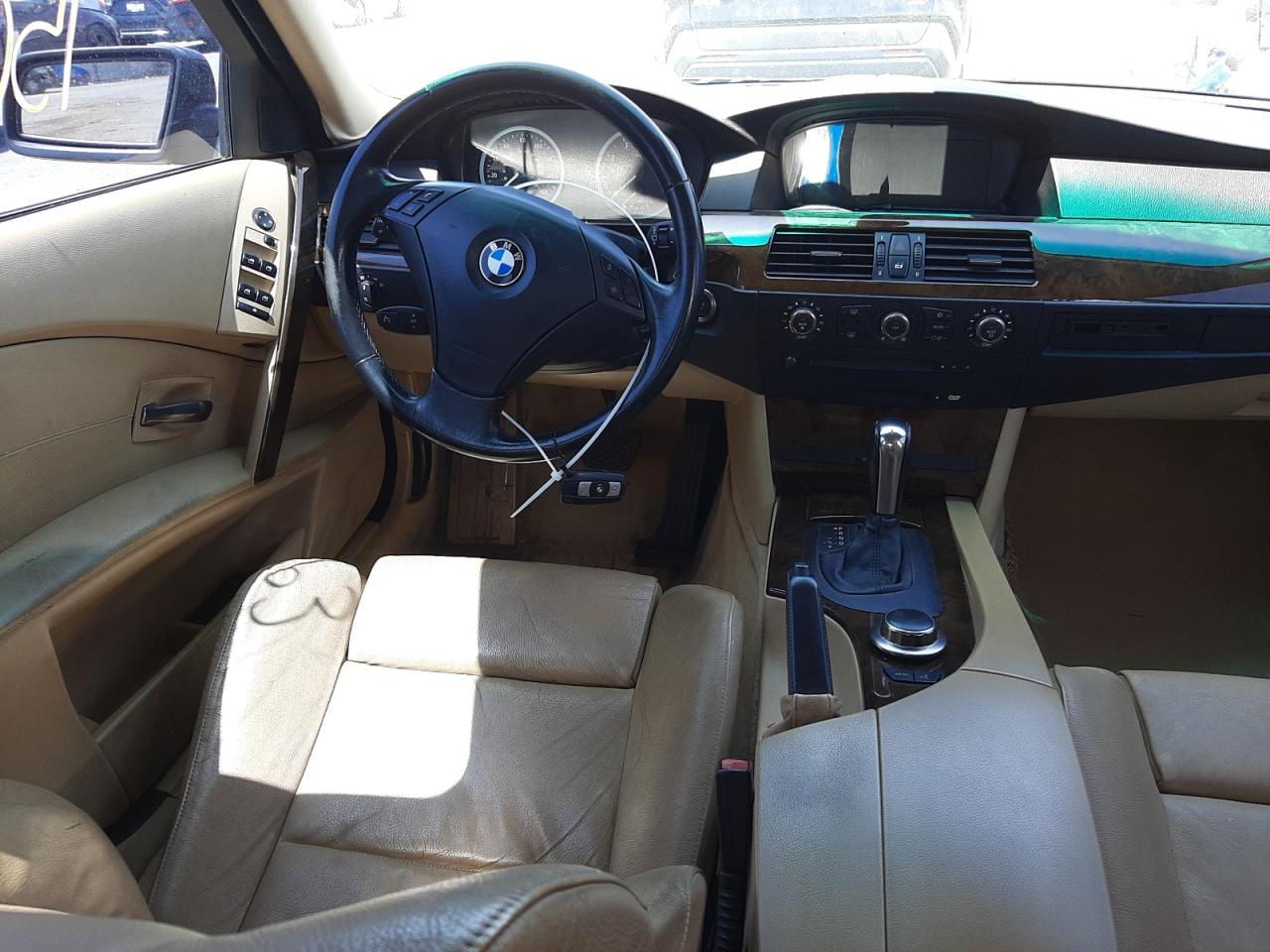 Photo 9 from auction – 2006 BMW 530 I with VIN WBANE73556CM41425