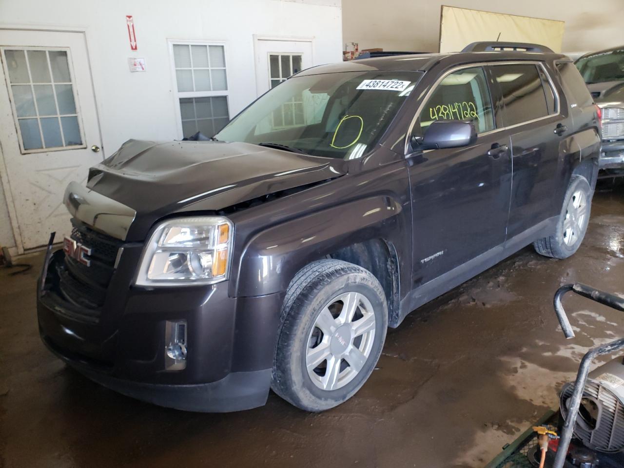 Photo 2 from auction – 2015 GMC TERRAIN SL with VIN 2GKFLWEK6F6111641