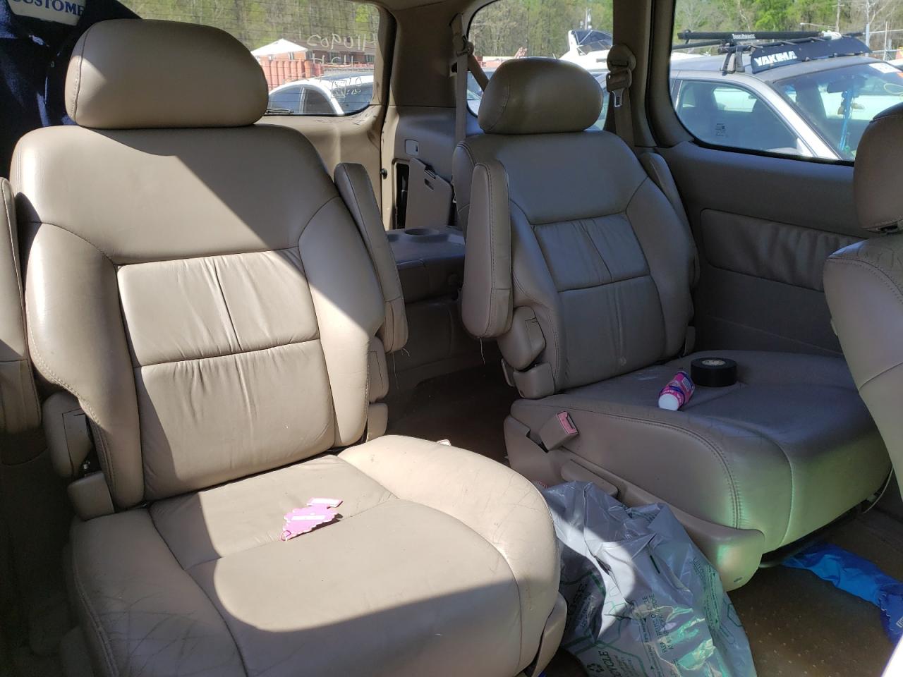 Photo 6 from auction – 2000 TOYOTA SIENNA LE with VIN 4T3ZF13C8YU207793