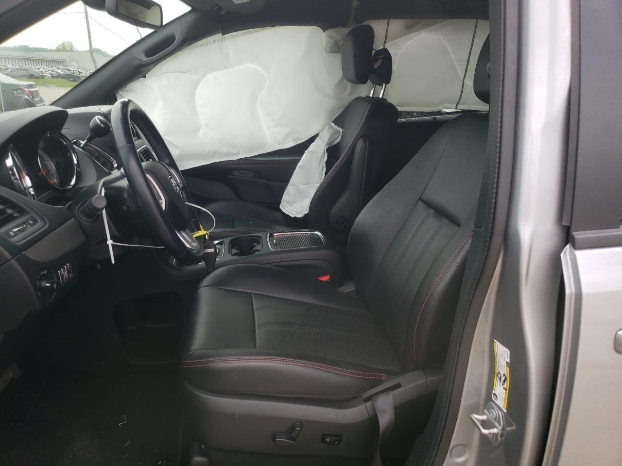 Photo 5 from auction – 2019 DODGE GRAND CARA with VIN 2C4RDGEG6KR736525