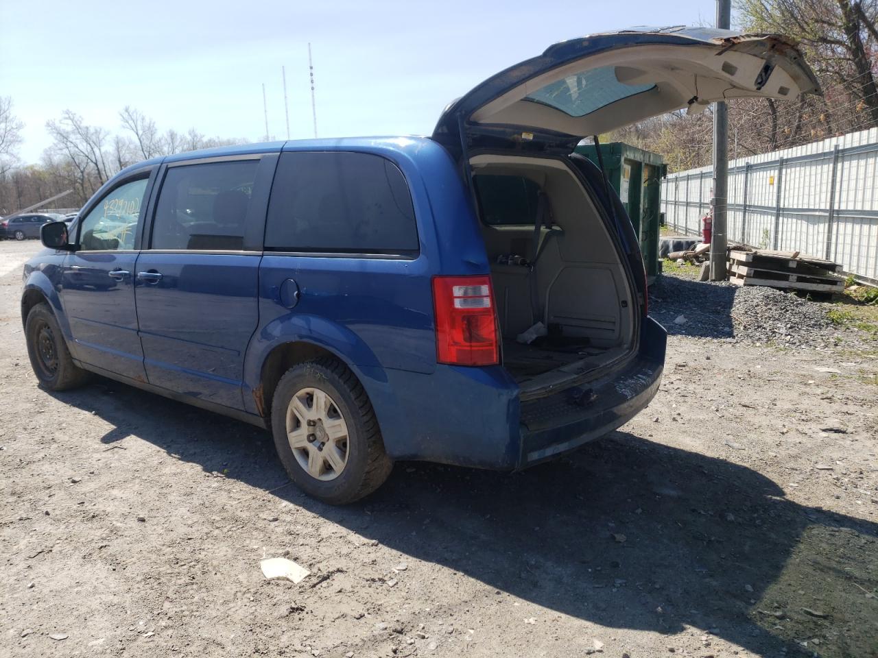 Photo 3 from auction – 2010 DODGE GRAND CARA with VIN 2D4RN4DE7AR326426