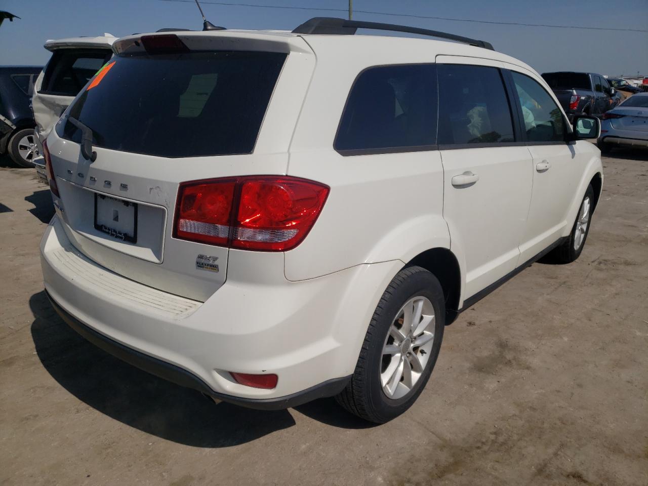 Photo 4 from auction – 2014 DODGE JOURNEY SX with VIN 3C4PDCBG5ET175627
