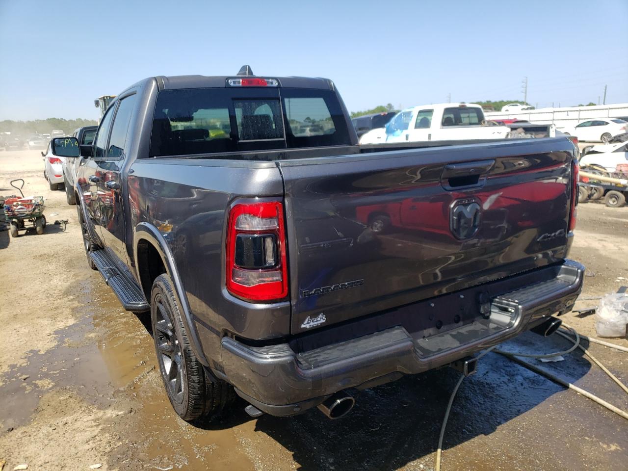 Photo 3 from auction – 2022 RAM 1500 LARAM with VIN 1C6SRFJM2NN100301