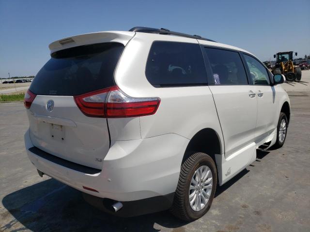 Photo 4 from auction – 2017 TOYOTA SIENNA XLE with VIN 5TDYZ3DC7HS833303