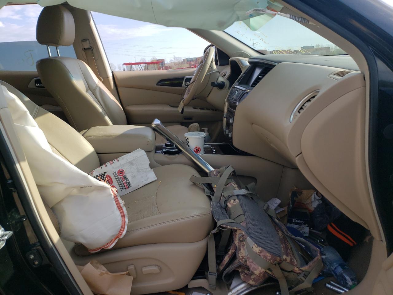 Photo 5 from auction – 2013 NISSAN PATHFINDER with VIN 5N1AR2MM7DC659714