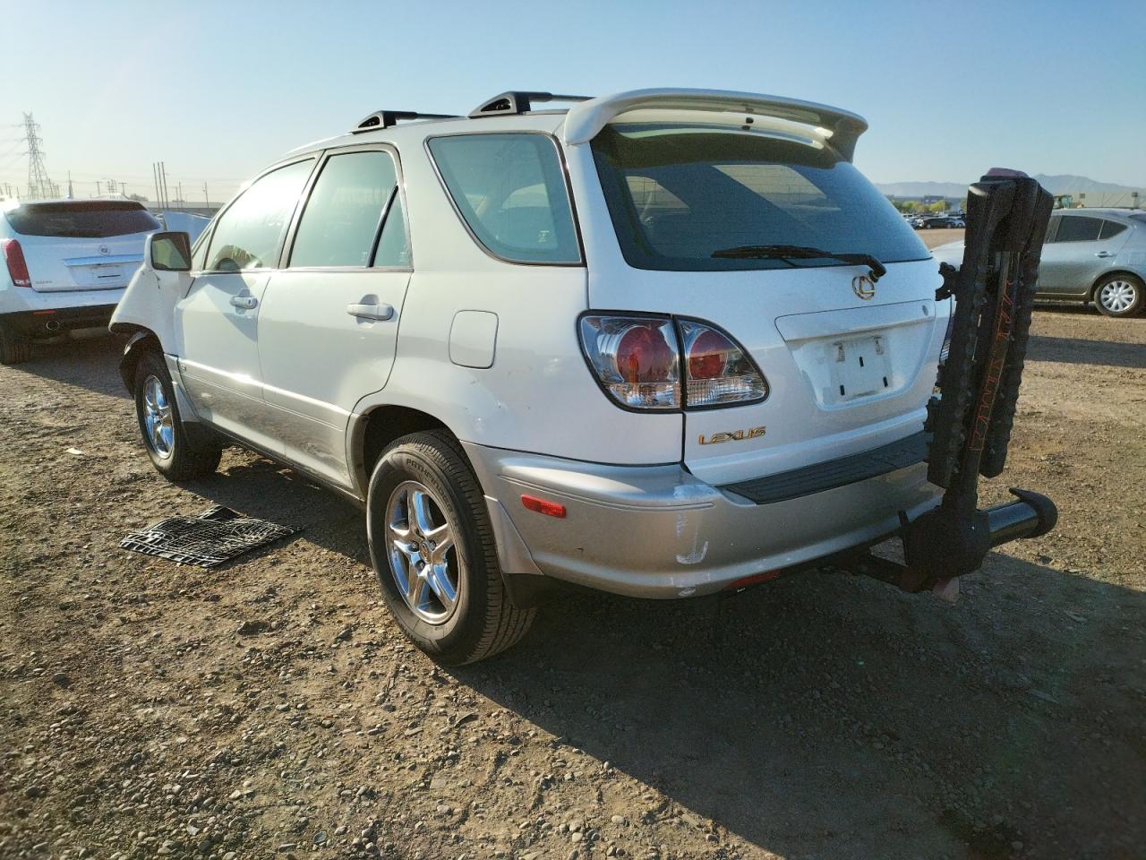 Photo 3 from auction – 2002 LEXUS RX 300 with VIN JTJHF10U920248869