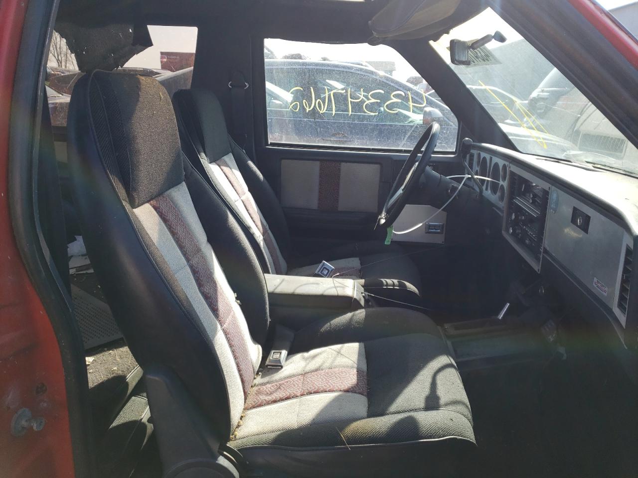 Photo 5 from auction – 1984 CHEVROLET BLAZER S10 with VIN 1G8CT18B9E0140274