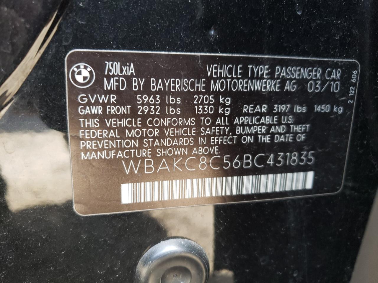 Photo 10 from auction – 2011 BMW 7 SERIES with VIN WBAKC8C56BC431835
