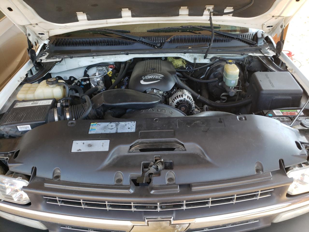 Photo 7 from auction – 2002 CHEVROLET SILVRDO LT with VIN 1GCEK19T82E263300