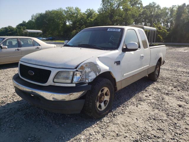 Photo 2 from auction – 2000 FORD F150 with VIN 1FTRX17W2YNB57854