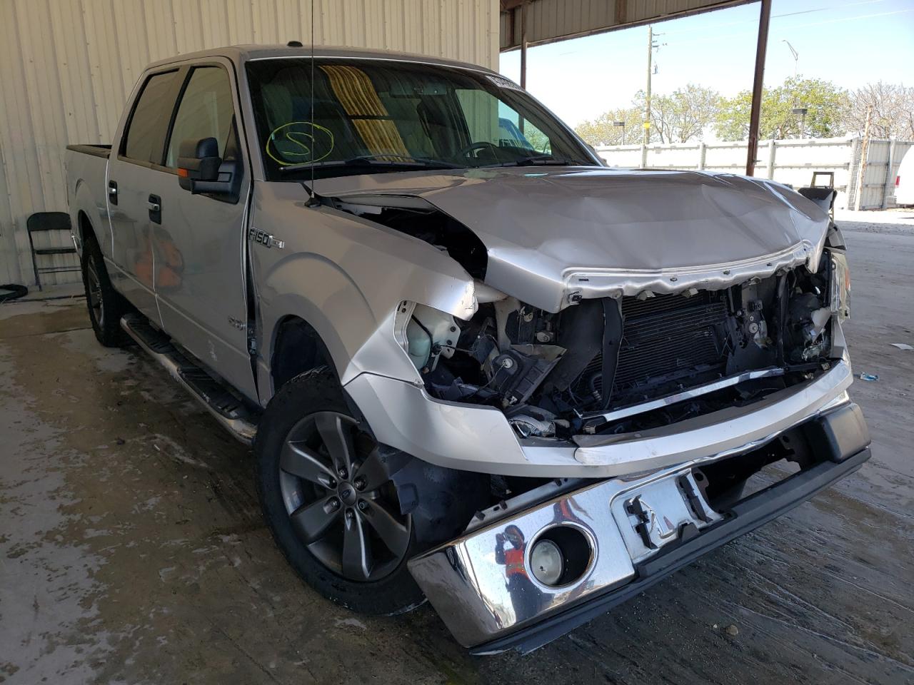 FORD F150 SUPER 2011 with VIN 1FTFW1CF0BFC86186 - Photo from auction