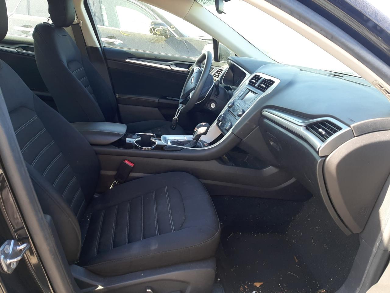 Photo 5 from auction – 2015 FORD FUSION SE with VIN 1FA6P0H78F5107192