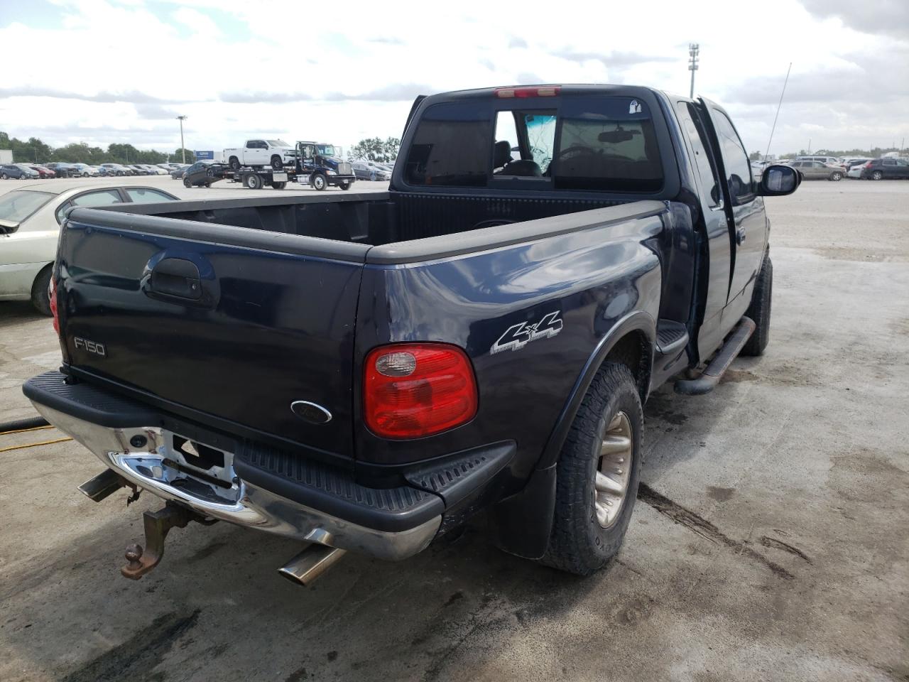 Photo 4 from auction – 2001 FORD F150 with VIN 2FTRX08L81CA82782