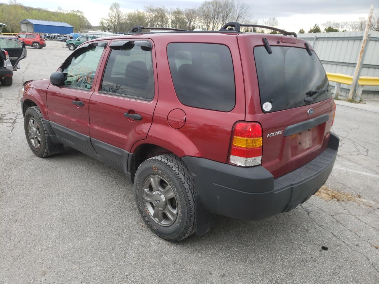 Photo 3 from auction – 2005 FORD ESCAPE XLS with VIN 1FMYU02Z65KC93638