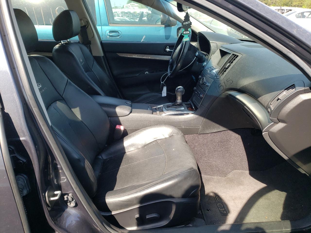 Photo 5 from auction – 2013 INFINITI G37 BASE with VIN JN1CV6AP1DM715481