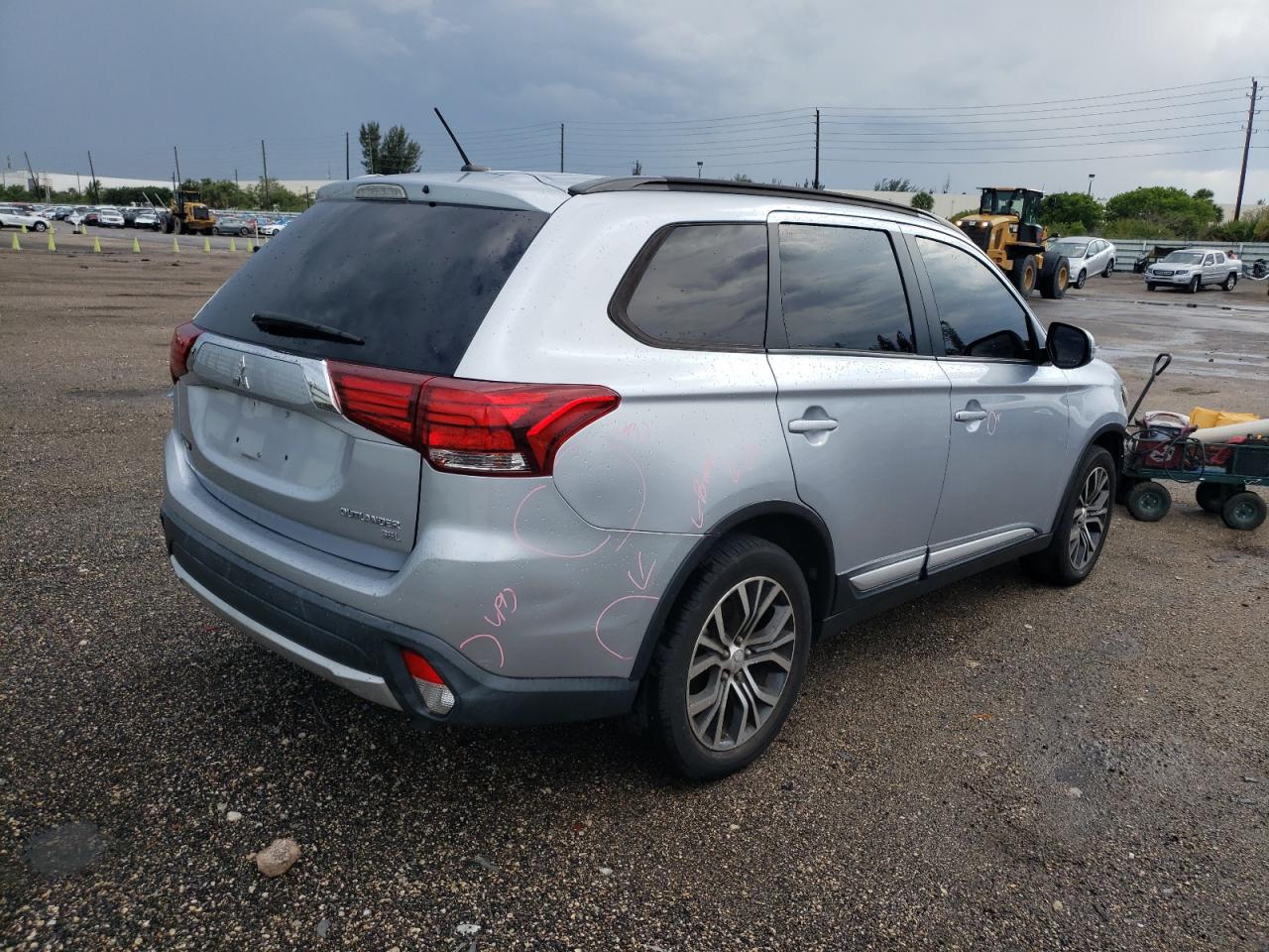 Photo 4 from auction – 2016 MITSUBISHI OUTLANDER with VIN JA4AD3A33GZ007723