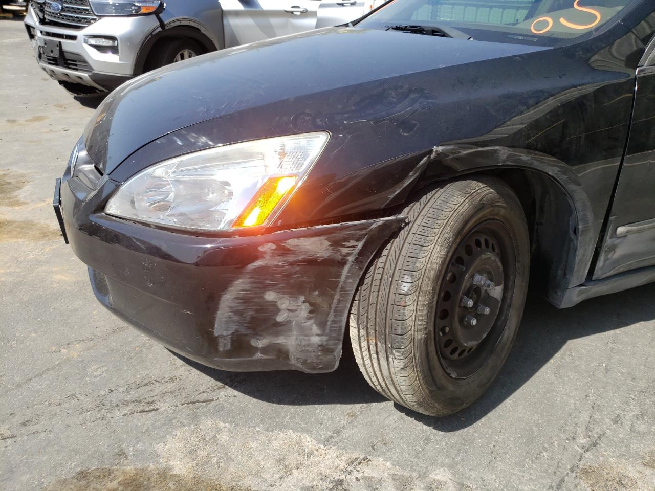 Photo 9 from auction – 2004 HONDA ACCORD LX with VIN JHMCM56314C033799