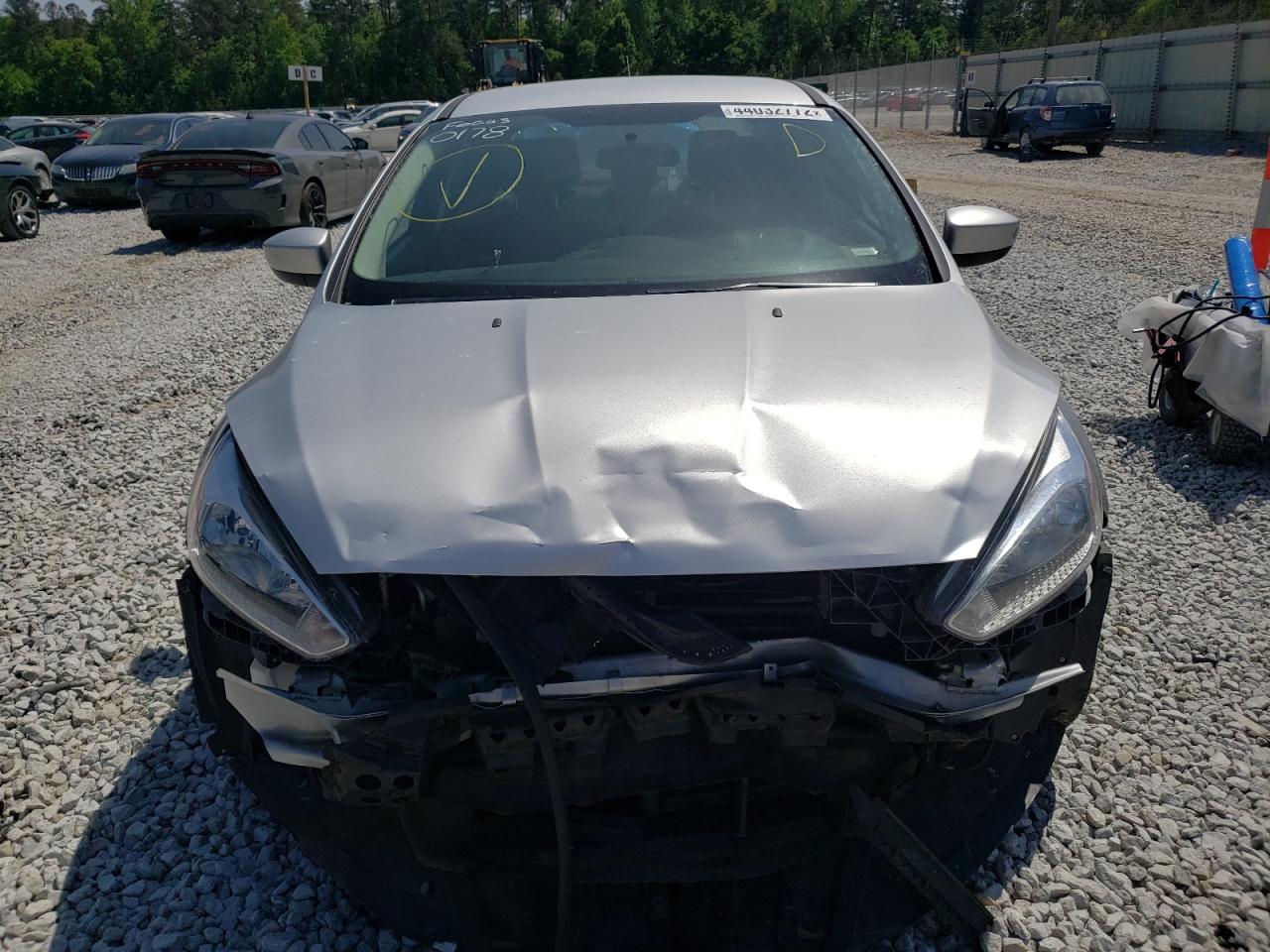 Photo 9 from auction – 2018 FORD FOCUS SE with VIN 1FADP3F26JL280178