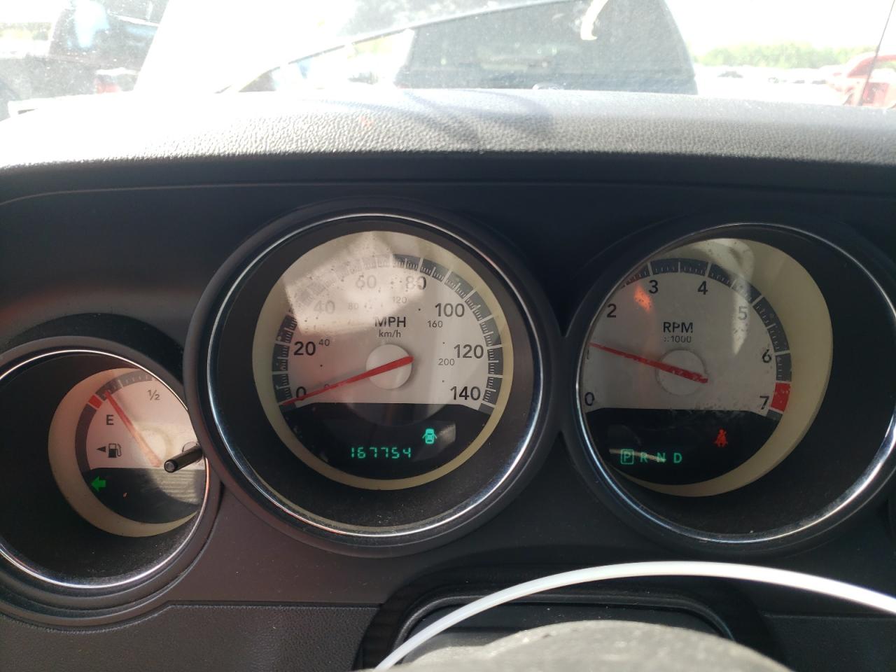 Photo 8 from auction – 2010 DODGE CHALLENGER with VIN 2B3CJ4DV8AH172735