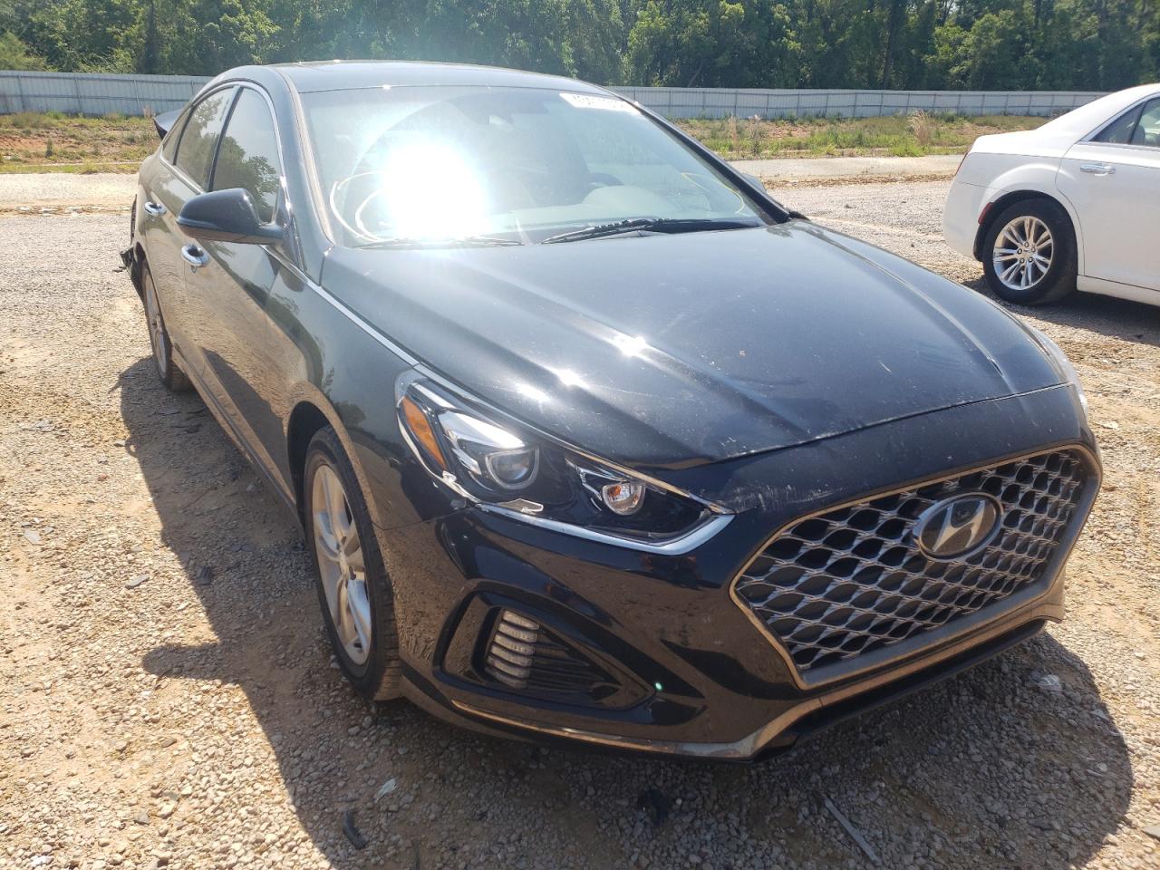 Photo 1 from auction – 2019 HYUNDAI SONATA LIM with VIN 5NPE34AF6KH774377
