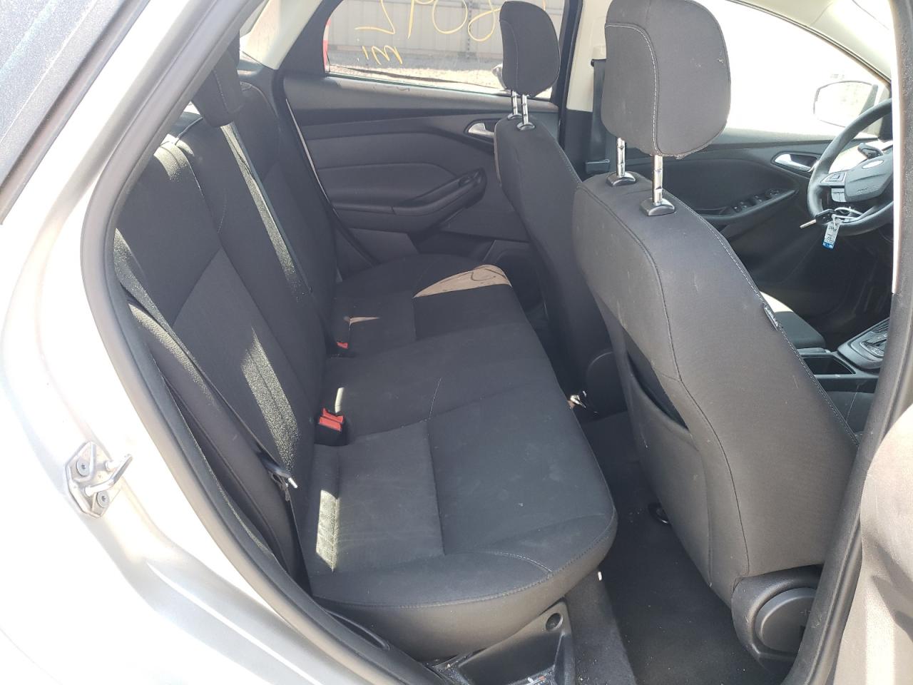 Photo 6 from auction – 2018 FORD FOCUS SE with VIN 1FADP3F26JL280178