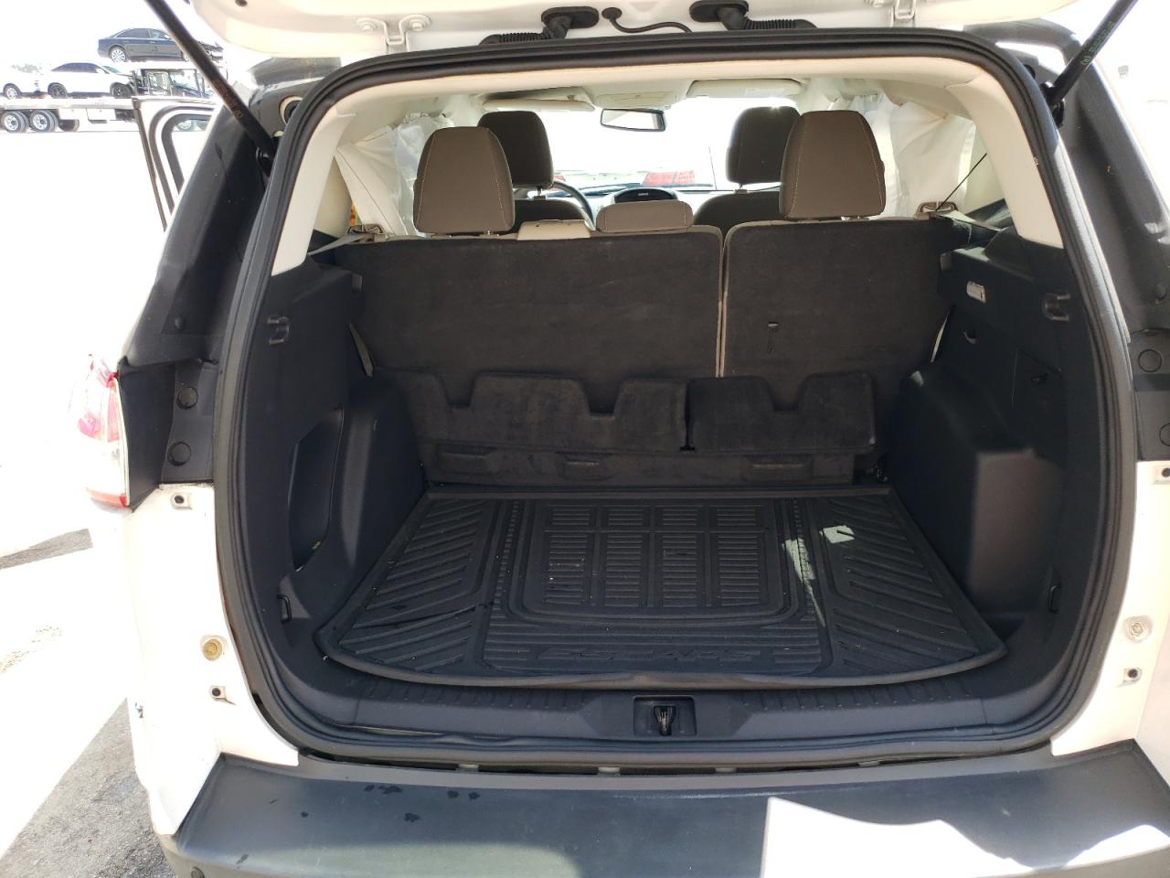 Photo 9 from auction – 2013 FORD ESCAPE SE with VIN 1FMCU0GX4DUC59105