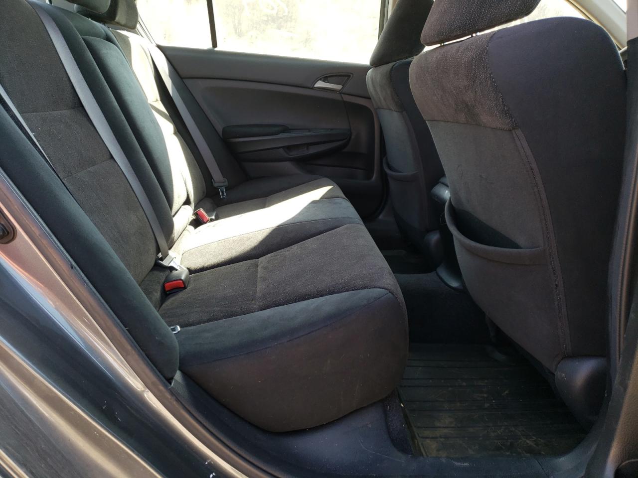 Photo 6 from auction – 2010 HONDA ACCORD LXP with VIN 1HGCP2F48AA028222