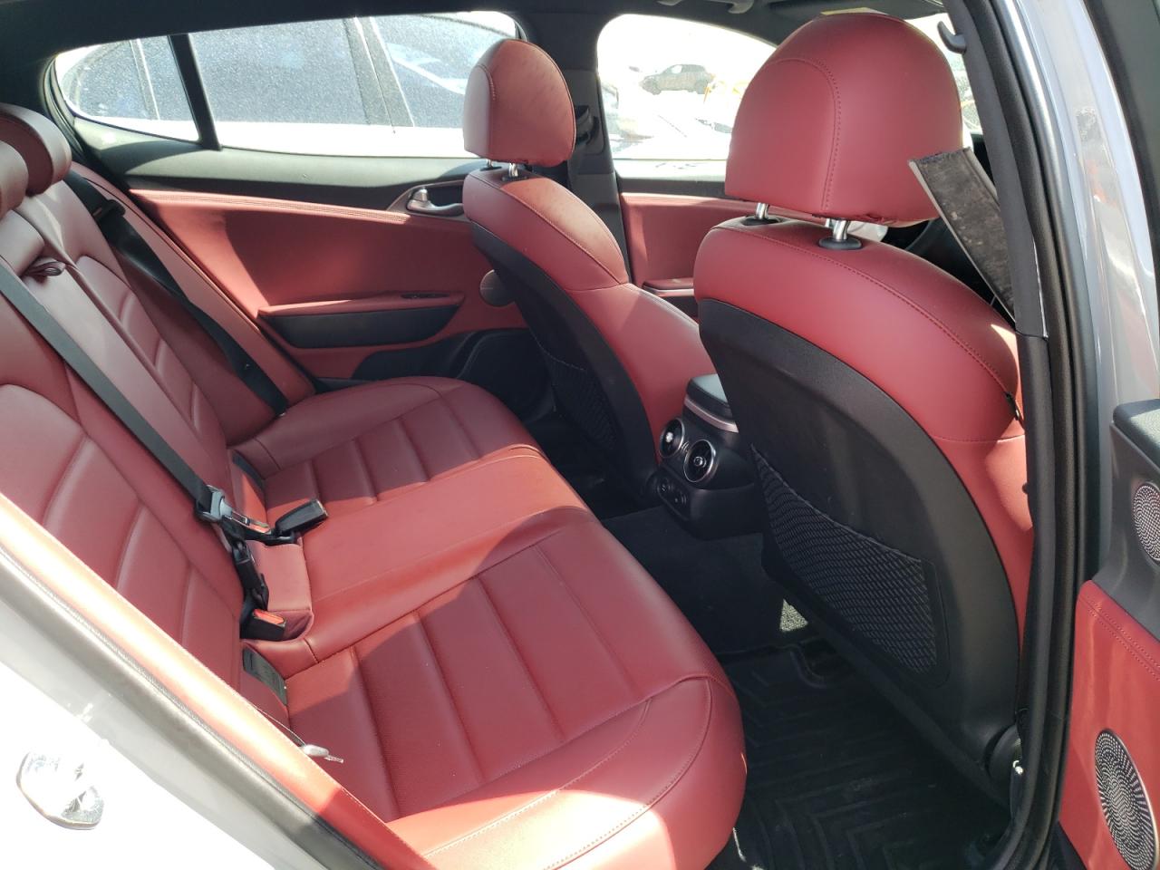 Photo 6 from auction – 2019 KIA STINGER GT with VIN KNAE55LC2K6067710