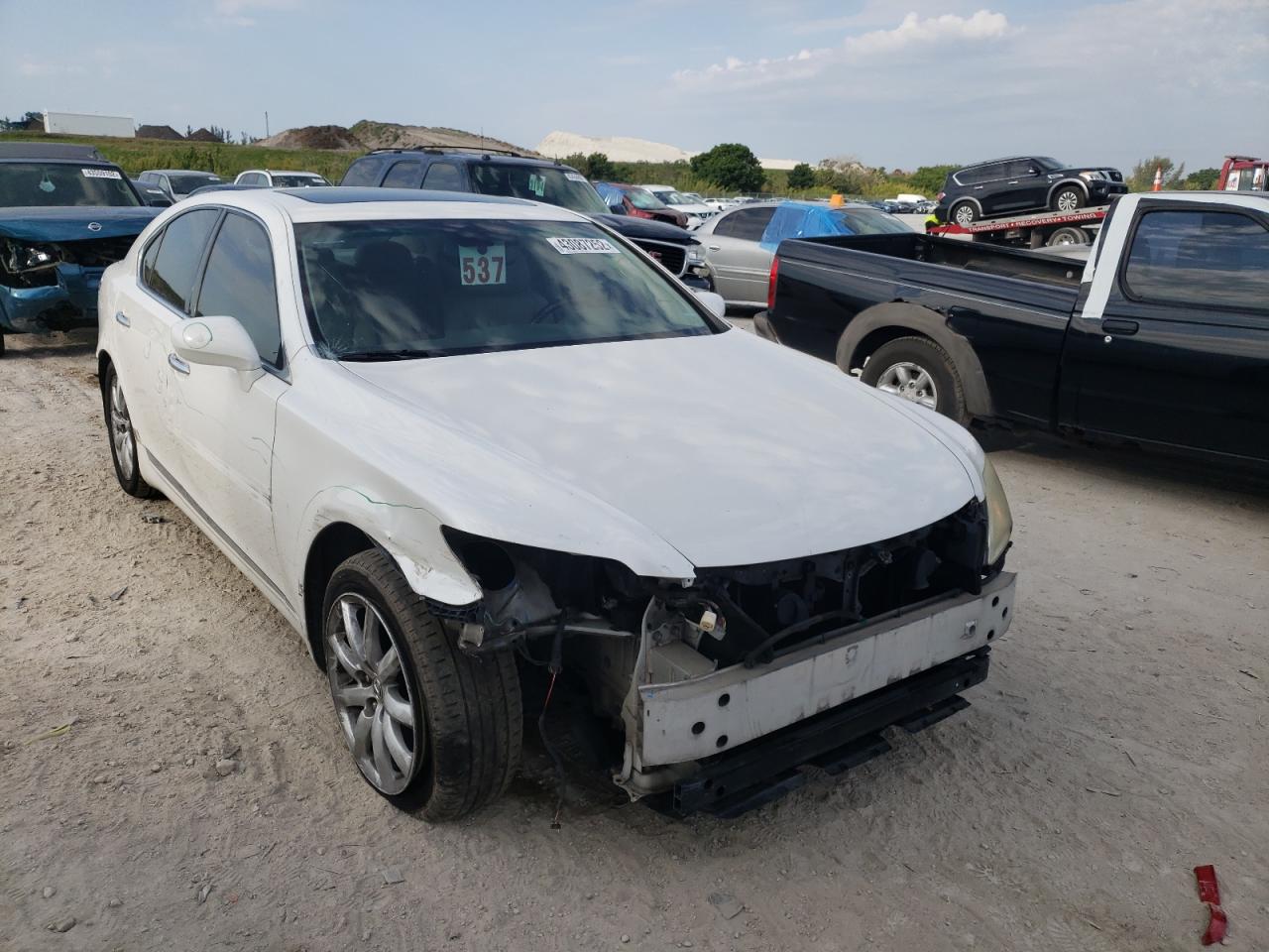 LEXUS LS 460 2008 with VIN JTHBL46FX85056706 - Photo from auction