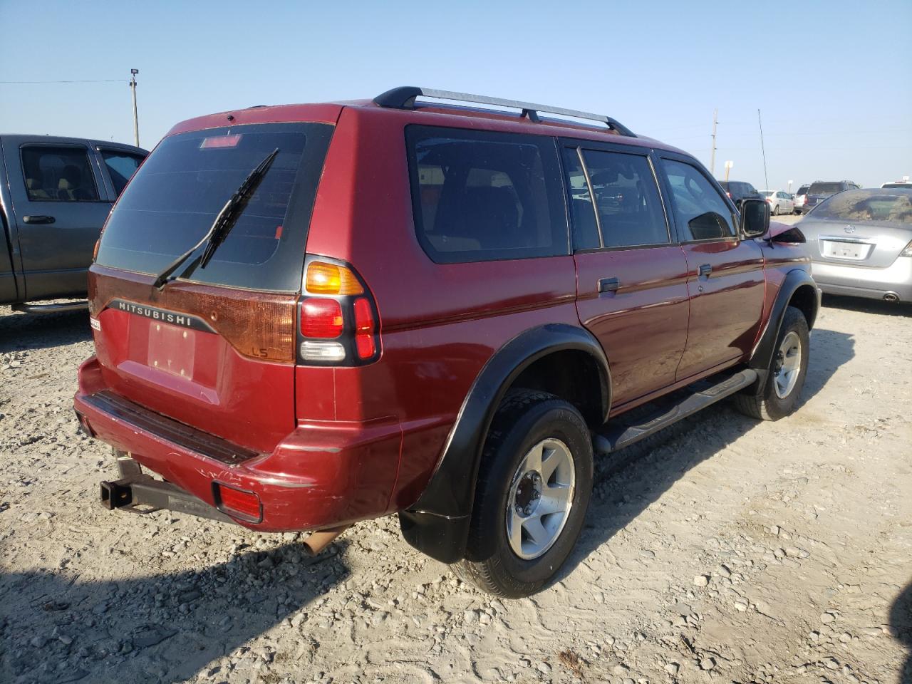 Photo 4 from auction – 2004 MITSUBISHI MONTERO SP with VIN JA4LS21R74J005478