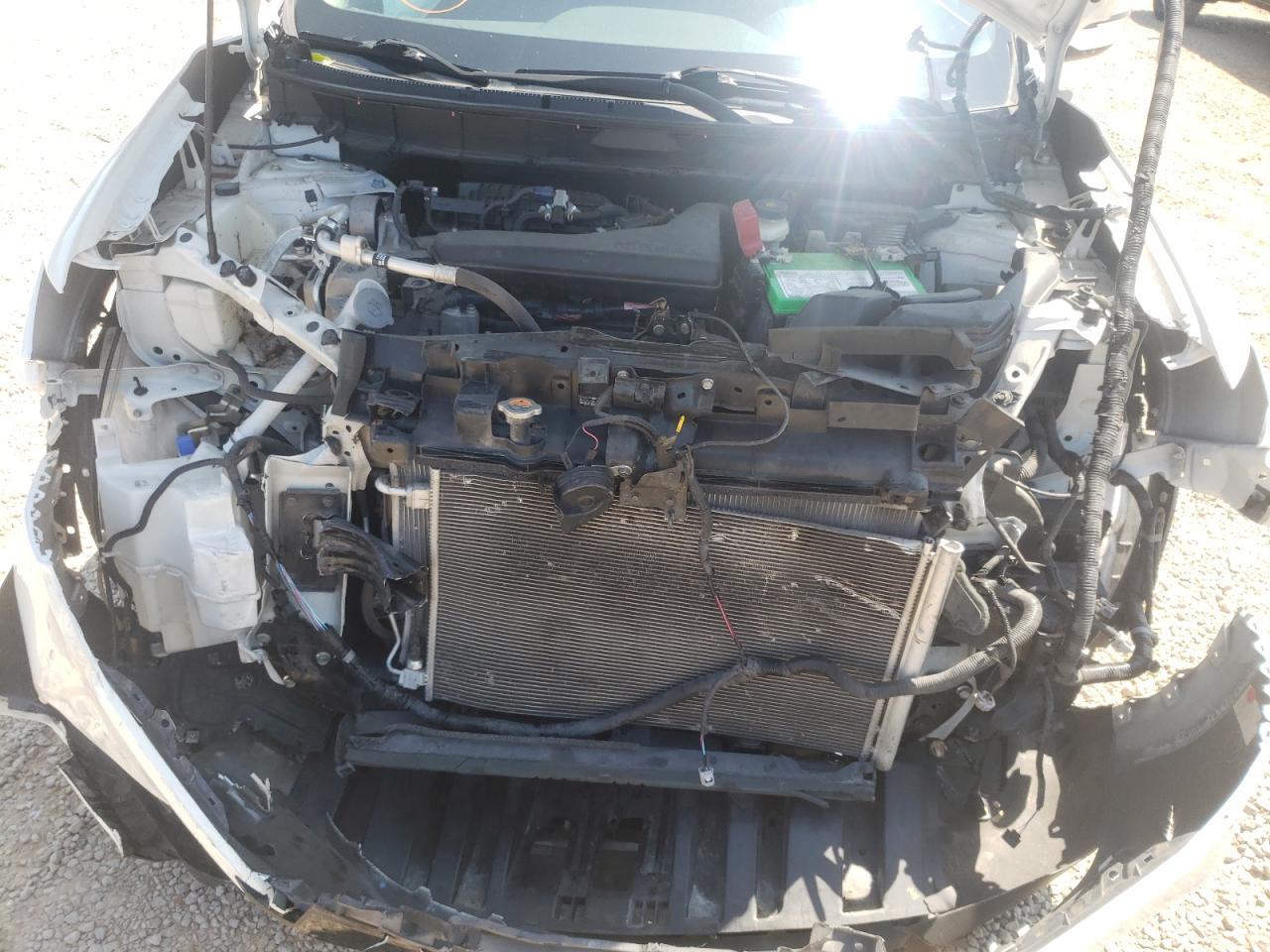 Photo 7 from auction – 2018 NISSAN ROGUE S with VIN 5N1AT2MT4JC789549