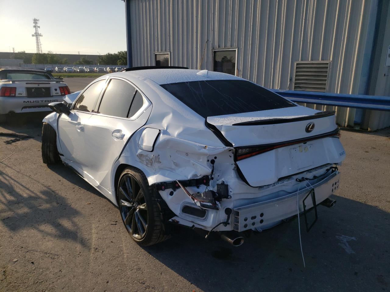 Photo 3 from auction – 2022 LEXUS IS with VIN JTHGZ1B22N5049668
