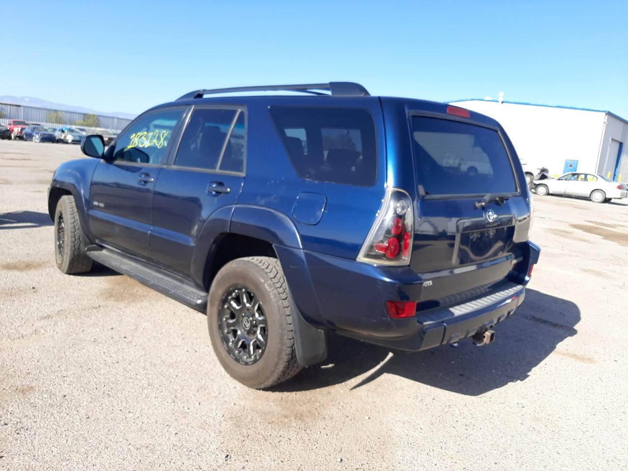 Photo 3 from auction – 2005 TOYOTA 4RUNNER SR with VIN JTEBU14RX58032924