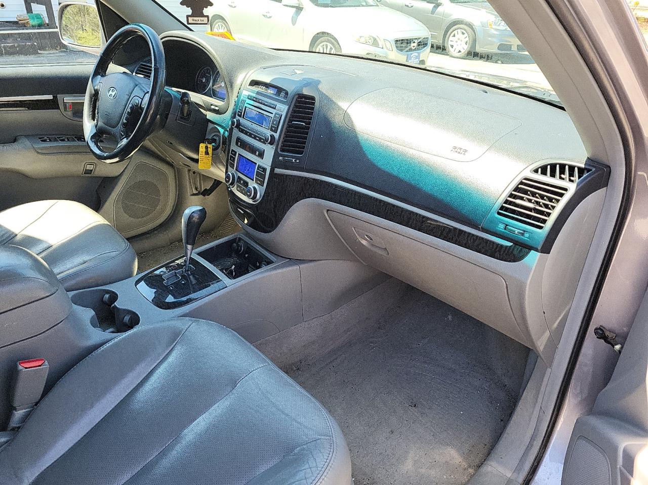 Photo 5 from auction – 2007 HYUNDAI SANTA FE S with VIN 5NMSH73E07H073087