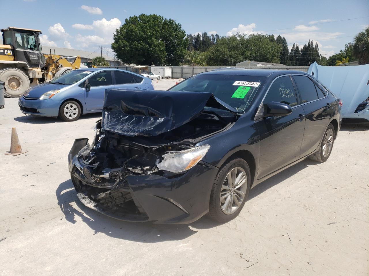 Photo 2 from auction – 2017 TOYOTA CAMRY LE with VIN 4T1BF1FKXHU784497