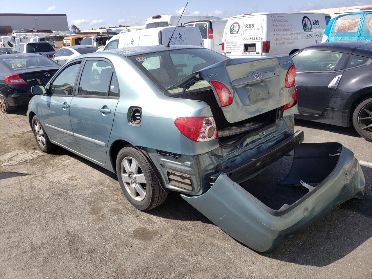 Photo 3 from auction – 2006 TOYOTA COROLLA CE with VIN 1NXBR30E06Z632277