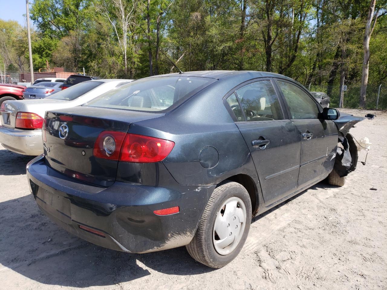 Photo 4 from auction – 2005 MAZDA 3 I with VIN JM1BK12F351339363