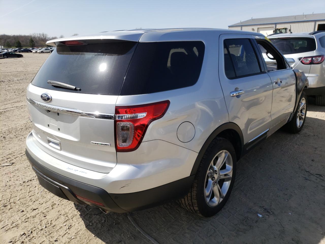 صورة رقم 4 من المزاد - 2015 FORD EXPLORER L مع VIN 1FM5K7F83FGA75082