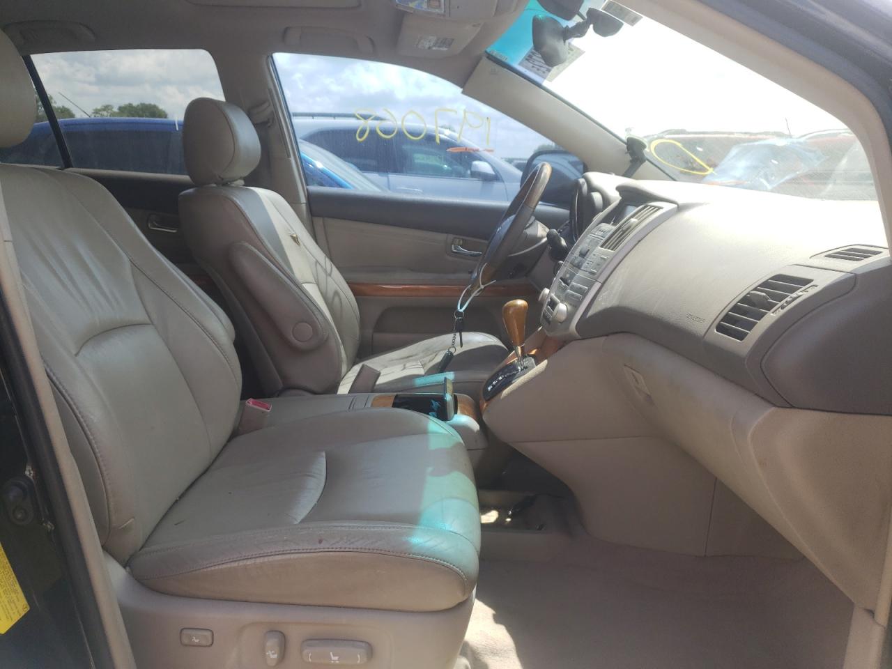 Photo 5 from auction – 2006 LEXUS RX 330 with VIN 2T2GA31U06C051104