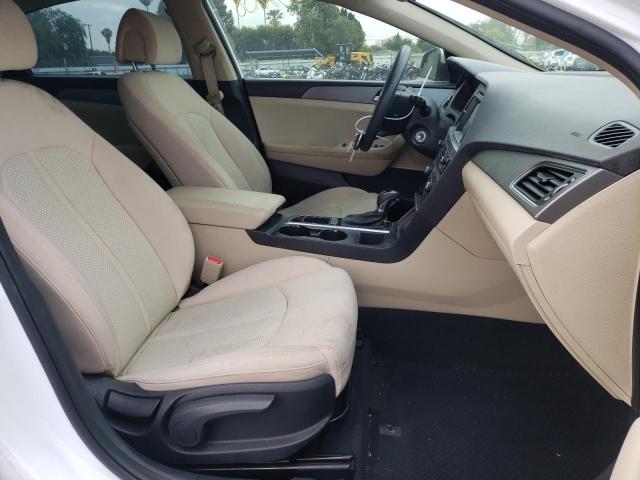 Photo 5 from auction – 2017 HYUNDAI SONATA SE with VIN 5NPE24AF2HH489073