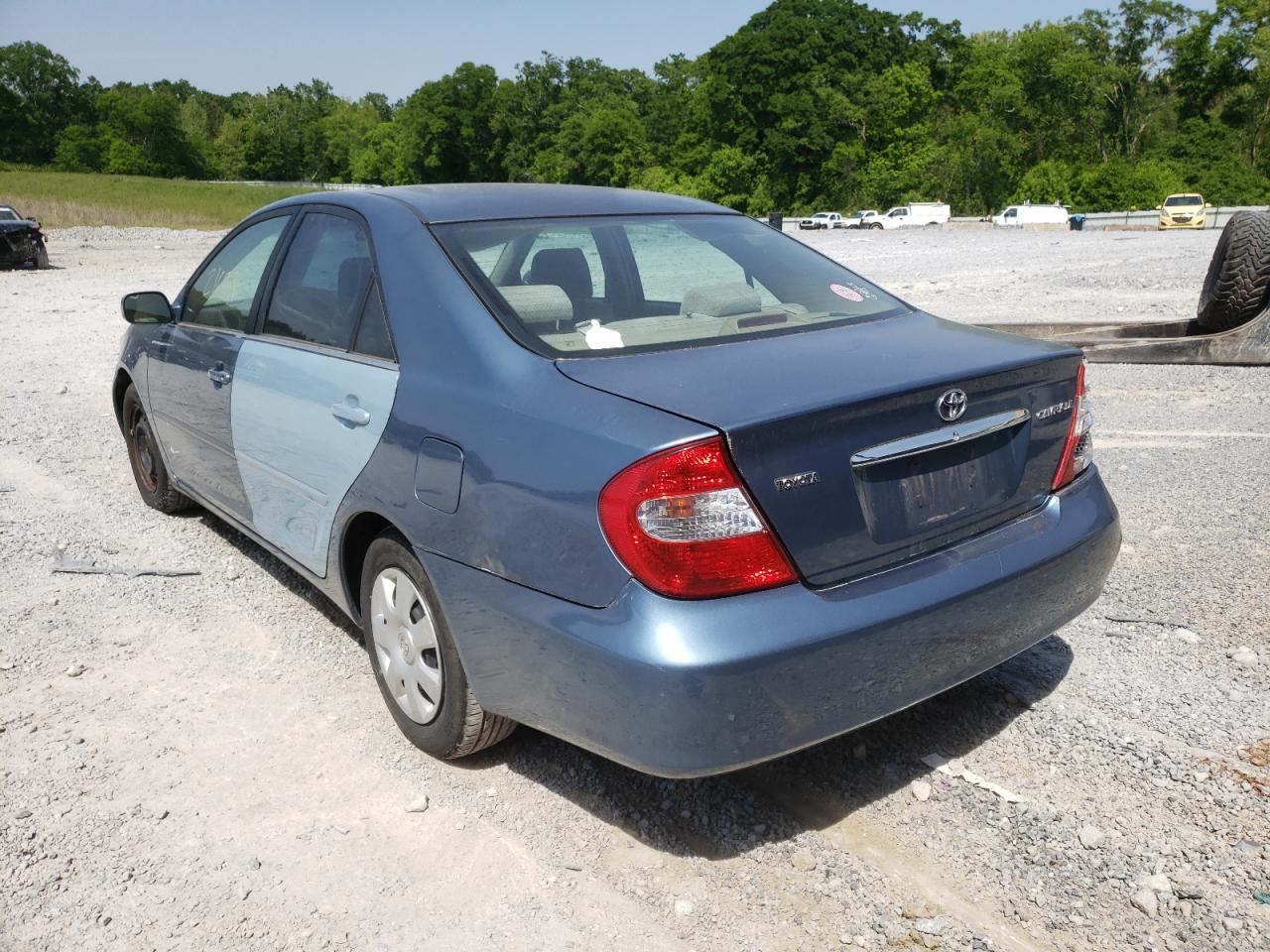 Photo 3 from auction – 2003 TOYOTA CAMRY LE with VIN 4T1BE30KX3U738555