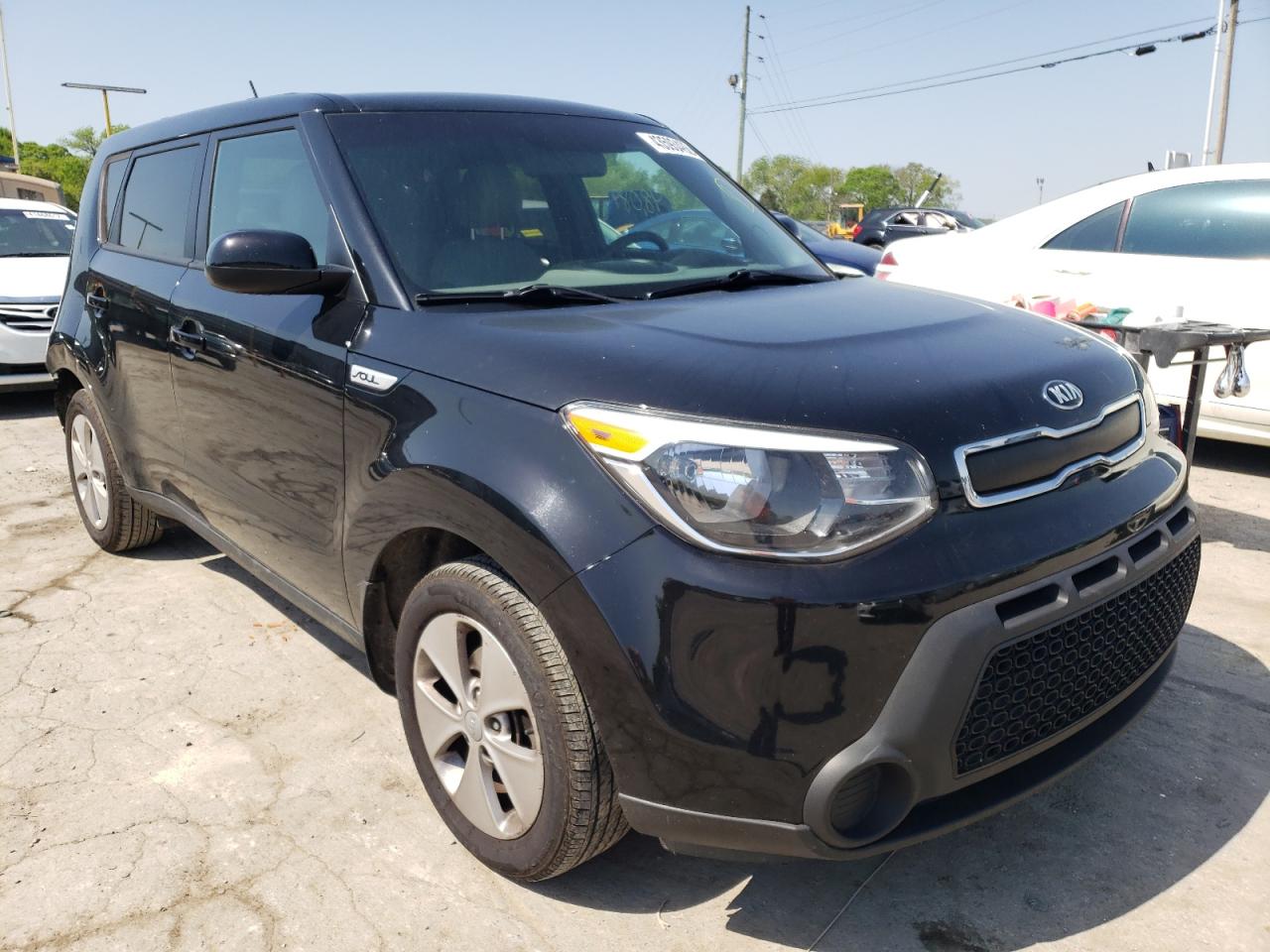 KIA SOUL 2016 with VIN KNDJN2A28G7303918 - Photo from auction